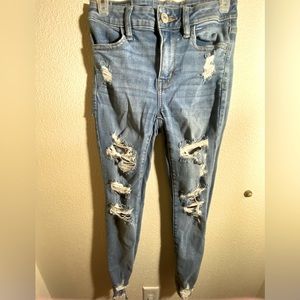 American Eagle Outfitters / Skinny Ripped Jean